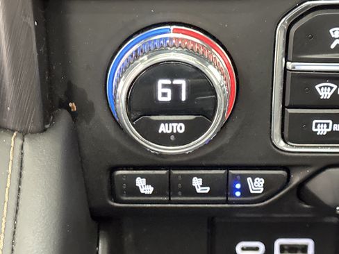 Used 2023 GMC Yukon AT4 w/ AT4 Premium Plus Package AWD/4WD image 41