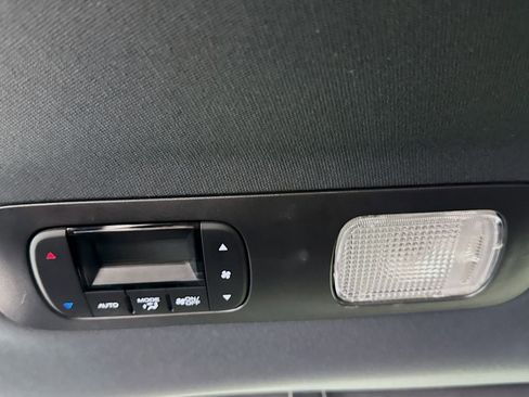 Used 2025 Honda Odyssey Sport-L image 24