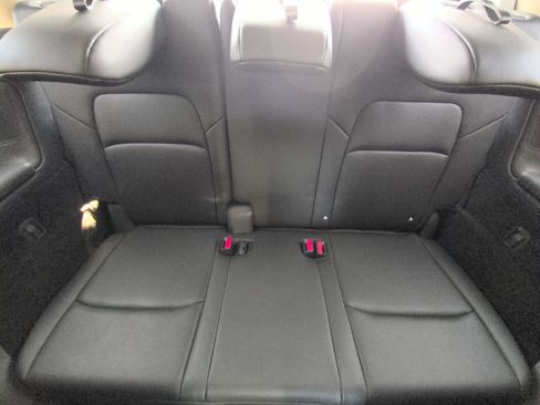 Used 2025 Nissan Pathfinder Platinum FWD image 33