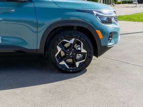 New 2026 Kia Seltos S AWD/4WD image 31