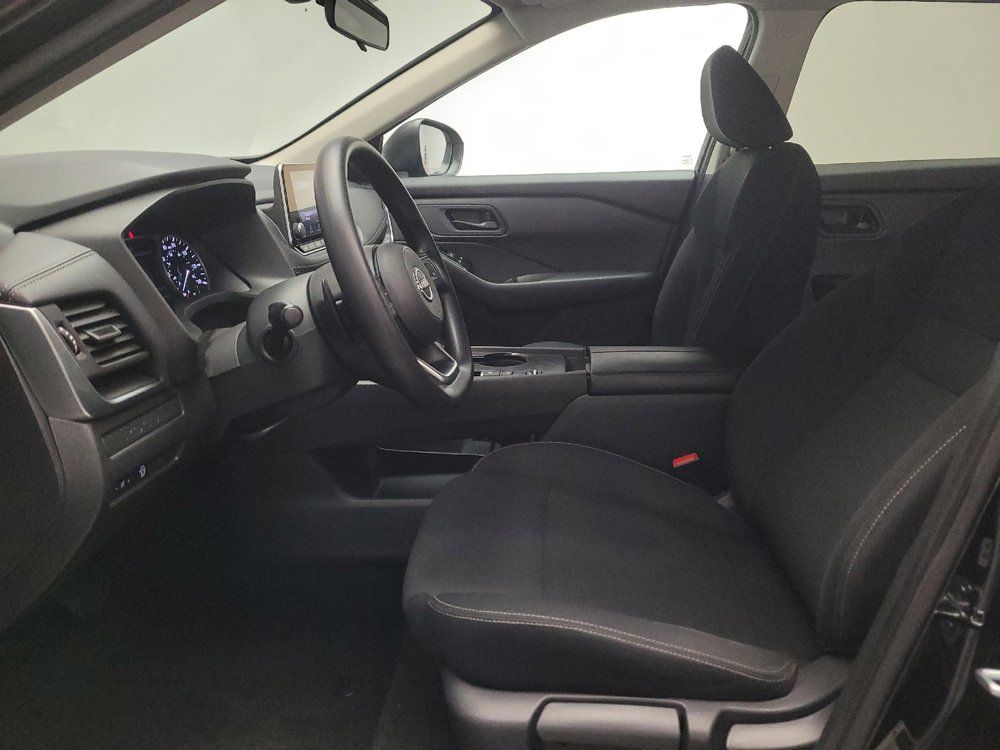 Used 2024 Nissan Rogue S FWD image 17
