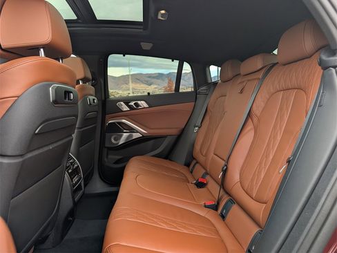 New 2026 BMW X6 M60i image 18