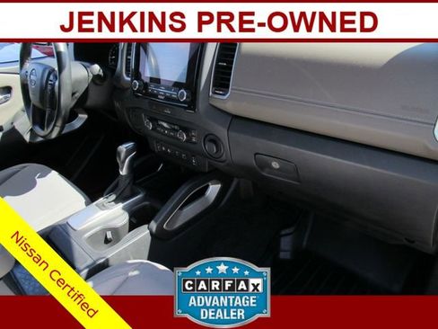 Certified 2023 Nissan Frontier SV w/ SV Convenience Package RWD image 11