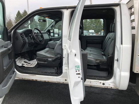 Used 2015 Ford F350 XL w/ Power Equipment Group image 9