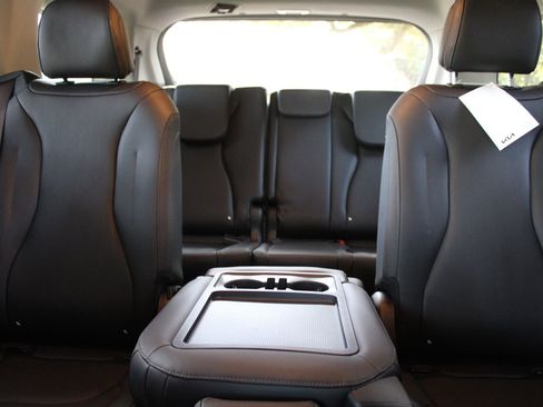 New 2026 Kia Carnival EX FWD image 58