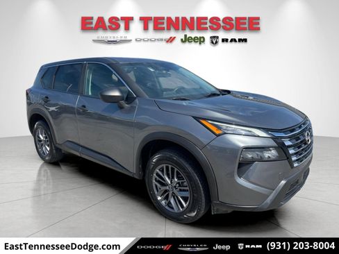 Used 2024 Nissan Rogue S AWD/4WD image 1