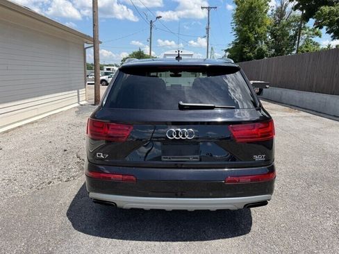 Used 2017 Audi Q7 3.0T Prestige AWD/4WD image 9