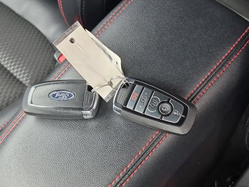 Used 2024 Ford Escape ST-Line w/ Tech Pack #1 AWD/4WD image 34