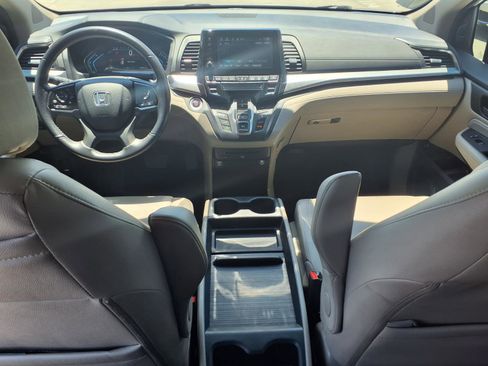 Used 2020 Honda Odyssey Touring image 14