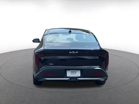 Used 2025 Kia K4 FWD image 12