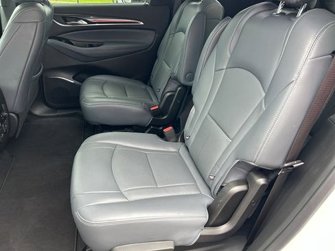 Used 2024 Buick Enclave Premium AWD/4WD image 24