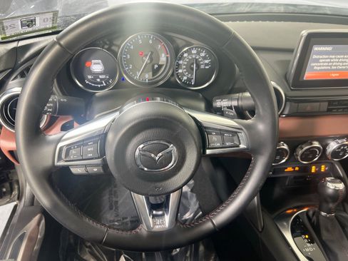 Used 2017 MAZDA MX-5 Miata RF Grand Touring image 11