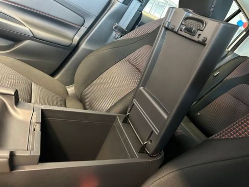 New 2026 Nissan Sentra SR w/ Floor Mat Package FWD image 36