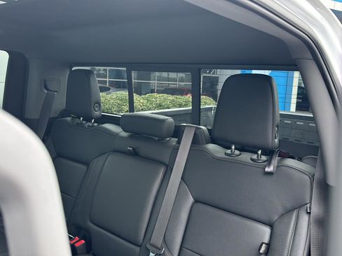 Used 2024 GMC Sierra 1500 SLT w/ SLT Premium Plus Package image 28