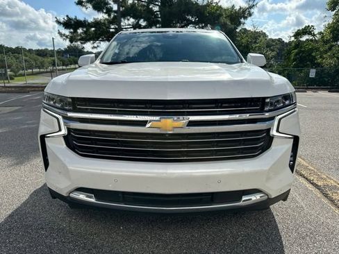 Used 2024 Chevrolet Tahoe LT w/ Luxury Package RWD image 8