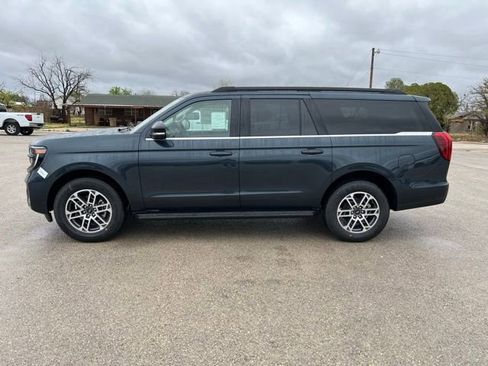 New 2025 Ford Expedition Max Active image 4