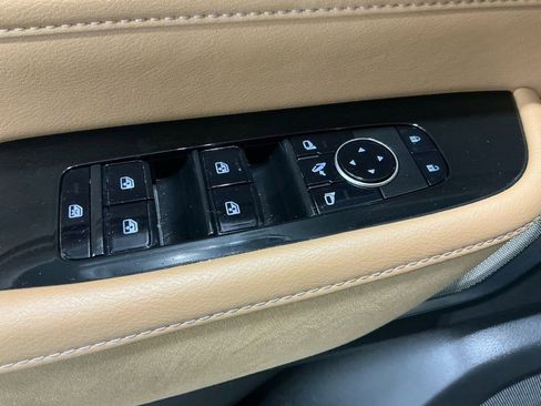 Used 2025 INFINITI QX80 Sensory image 66