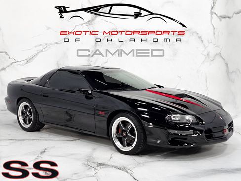 Used 1999 Chevrolet Camaro Z28 w/ SS Performance/Appearance Pkg image 1