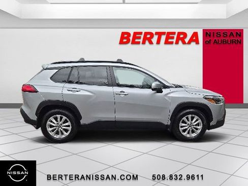 Used 2024 Toyota Corolla Cross LE w/ Moonroof Package AWD/4WD image 2