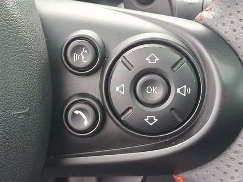 Used 2020 MINI Cooper S image 22