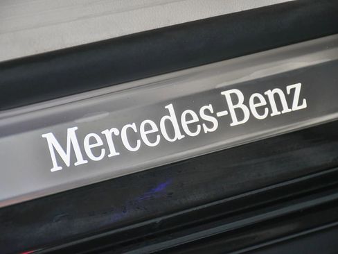 Used 2023 Mercedes-Benz EQS 450+ 4MATIC SUV image 18