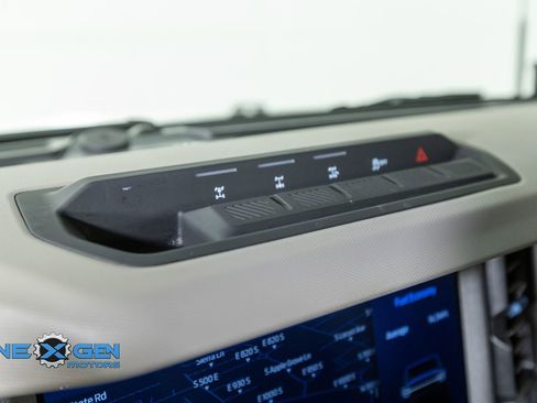 Used 2024 Ford Bronco Wildtrak image 19