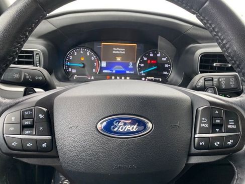 Used 2020 Ford Explorer XLT image 16