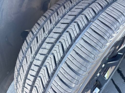 Used 2023 Ford Explorer ST w/ Equipment Group 401A AWD/4WD image 37
