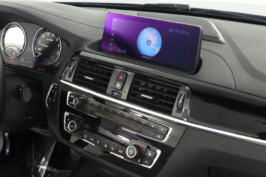 Used 2020 BMW 230i Convertible w/ Premium Package RWD image 19
