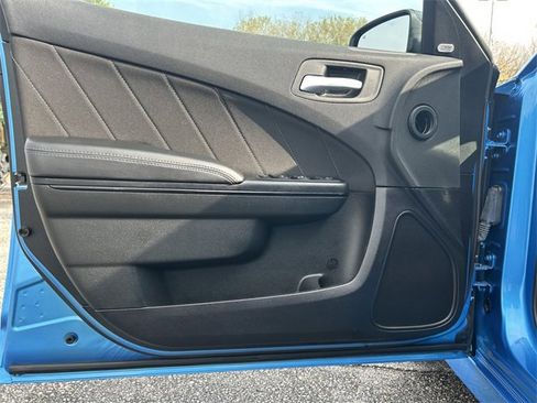 Used 2023 Dodge Charger R/T w/ Blacktop Package image 19