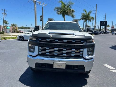 Used 2023 Chevrolet Silverado 2500 W/T w/ WT Convenience Package AWD/4WD image 2