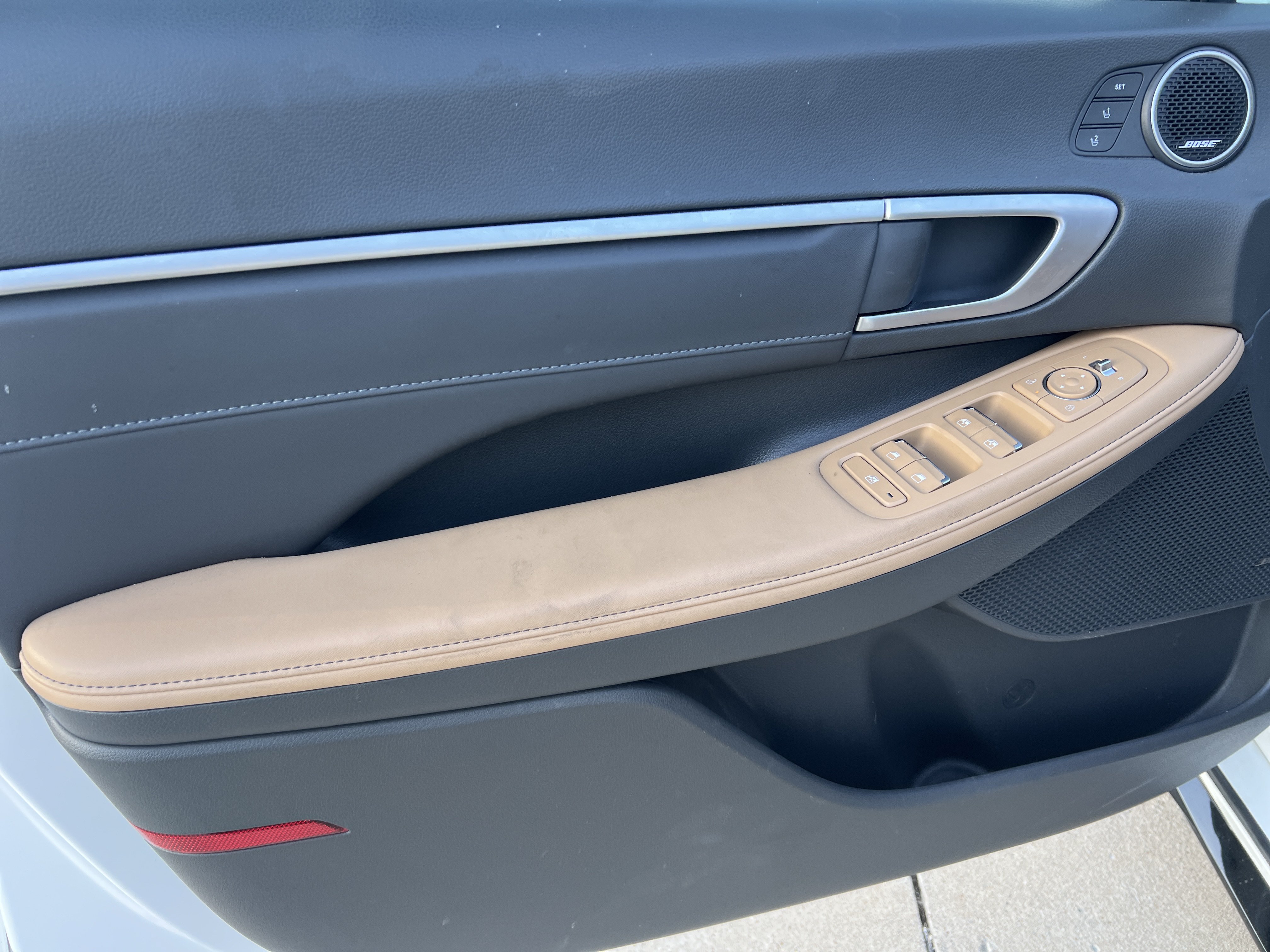 Used 2024 Hyundai Sonata Limited FWD image 12