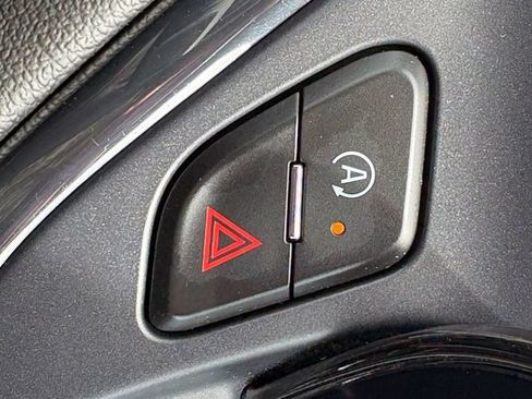 Used 2025 Chevrolet Blazer RS FWD image 30