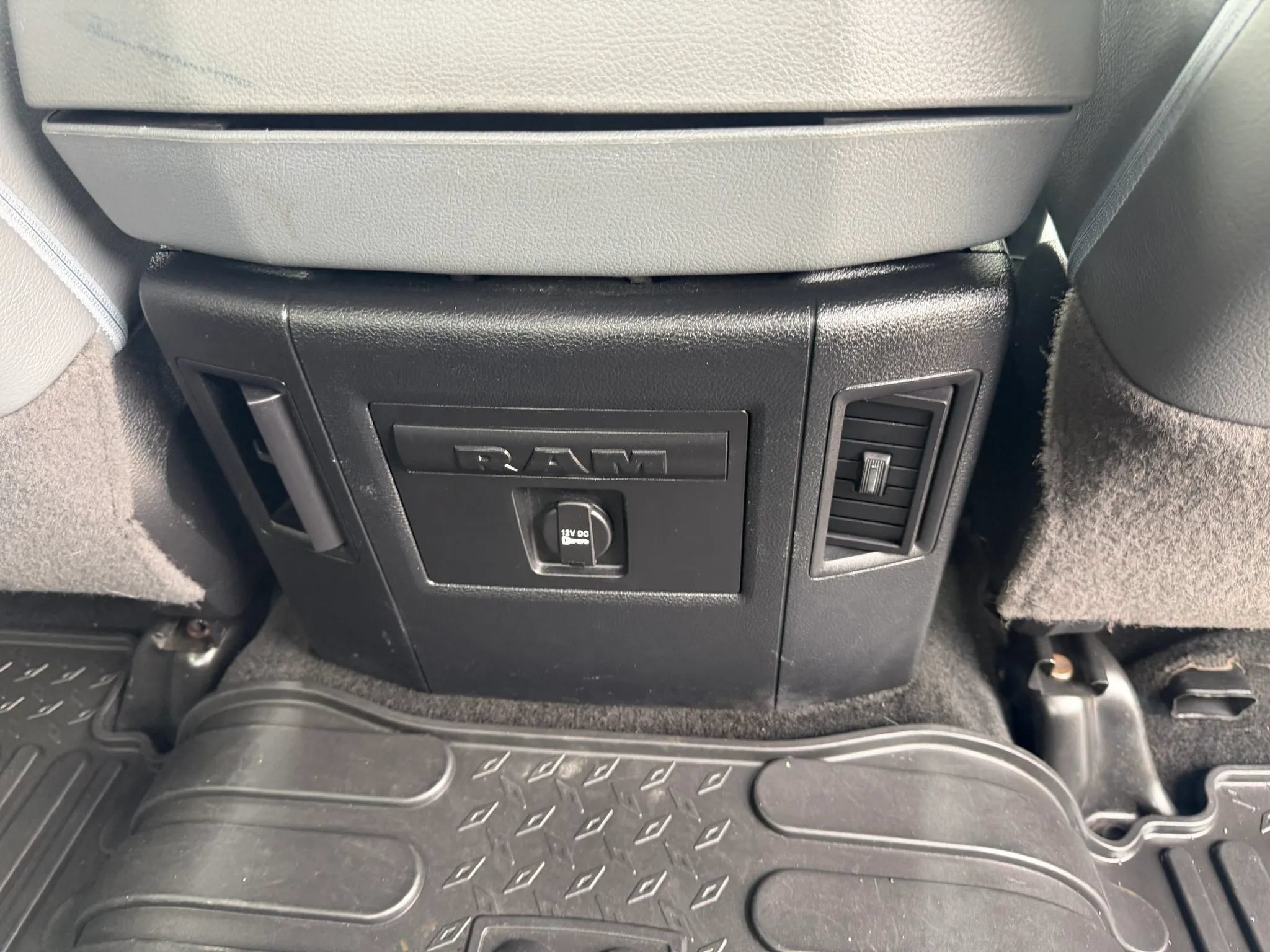 Used 2015 RAM 2500 Lone Star AWD/4WD image 12