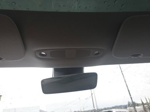 Used 2019 Tesla Model 3 Long Range image 17