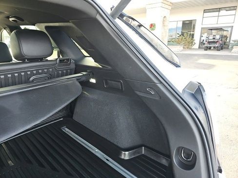 Used 2022 Cadillac XT5 Sportv image 12