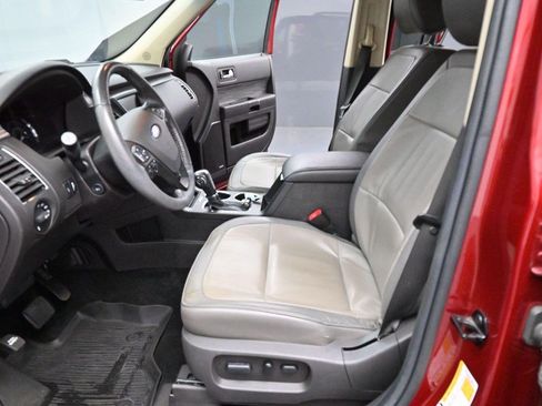 Used 2019 Ford Flex SEL w/ Equipment Group 202A AWD/4WD image 15