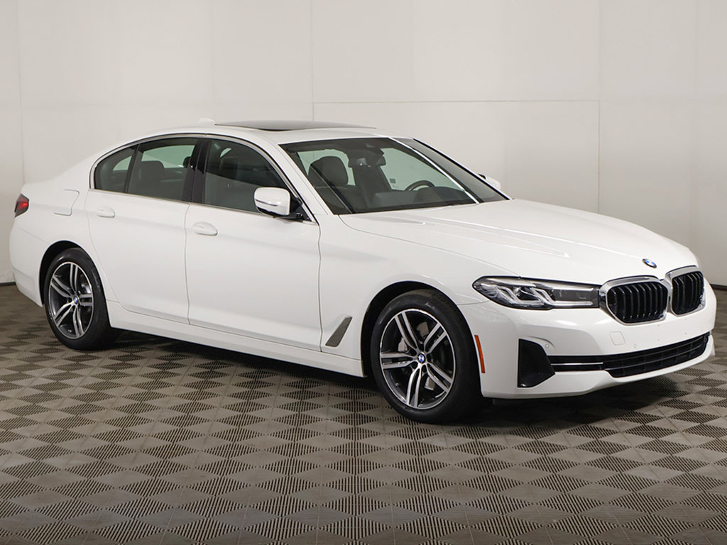 Used 2022 BMW 530i xDrive w/ Executive Package AWD/4WD image 2