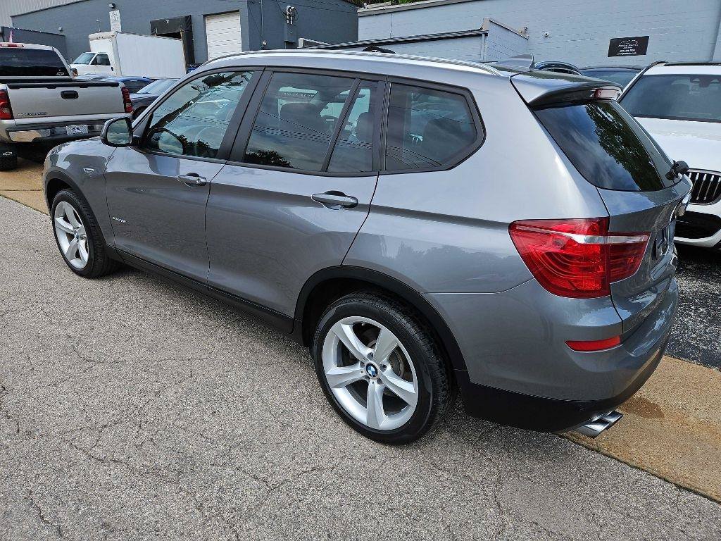 Used 2017 BMW X3 xDrive28i AWD/4WD image 7