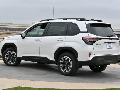 New 2026 Subaru Forester Premium image 5