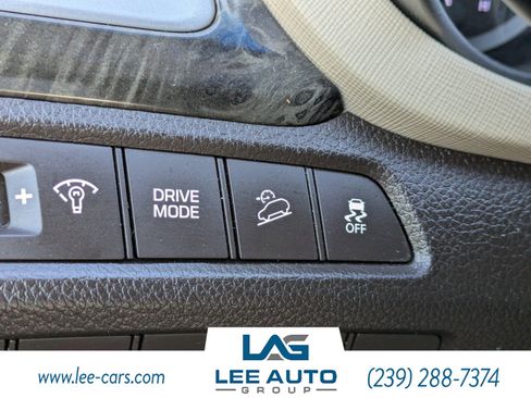 Used 2018 Hyundai Santa Fe Sport w/ 2.4L Value Package 02 image 18