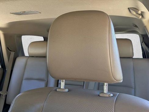 Used 2014 Toyota 4Runner Limited image 17