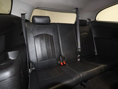 Used 2014 Chevrolet Traverse LTZ AWD/4WD image 17