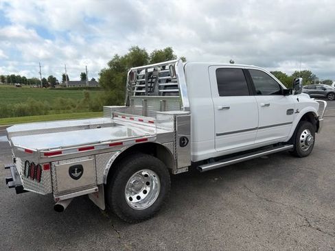 Used 2017 RAM 3500 Laramie Longhorn w/ Cold Weather Group AWD/4WD image 4
