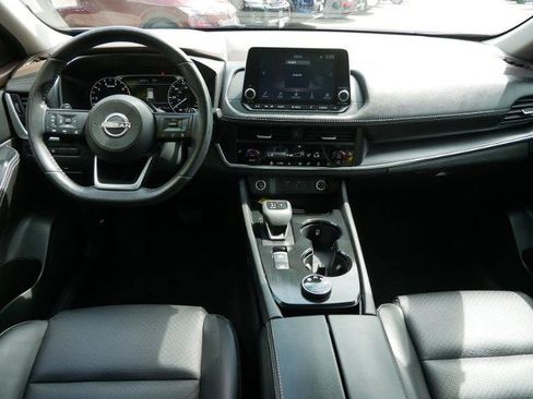 Certified 2023 Nissan Rogue SV w/ SV Premium B Package AWD/4WD image 13