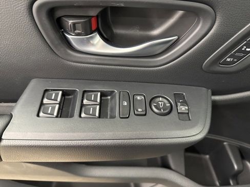 New 2025 Honda Pilot Touring image 39