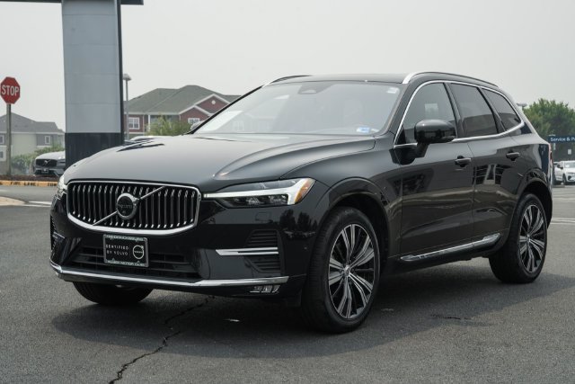 Certified 2023 Volvo XC60 B5 Plus w/ Climate Package AWD/4WD image 5