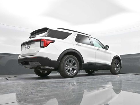 New 2026 Ford Explorer Active image 62