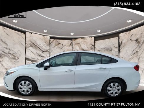 Used 2016 Chevrolet Cruze LS FWD image 7