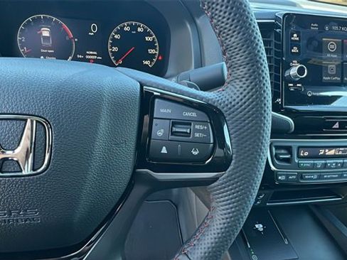 New 2025 Honda Ridgeline Black Edition image 28